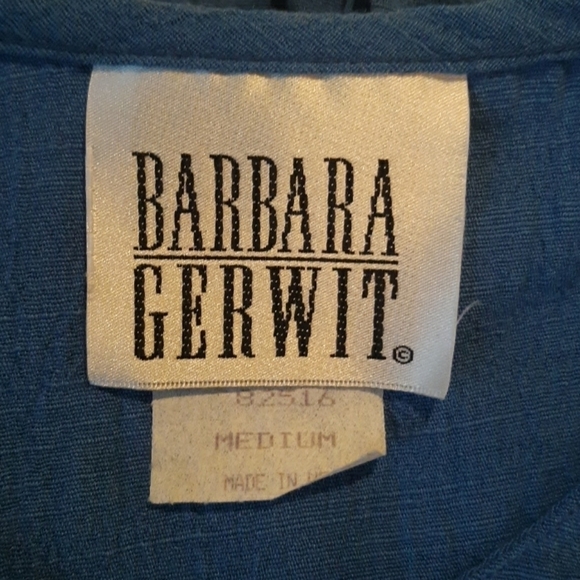 Vintage 1980s Barbara Gerwit med shirt - Picture 2 of 2